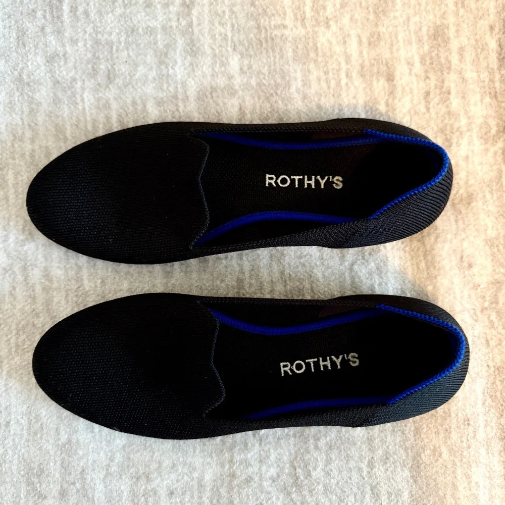 Rothy’s Loafer in Solid Black - Picture 1 of 3